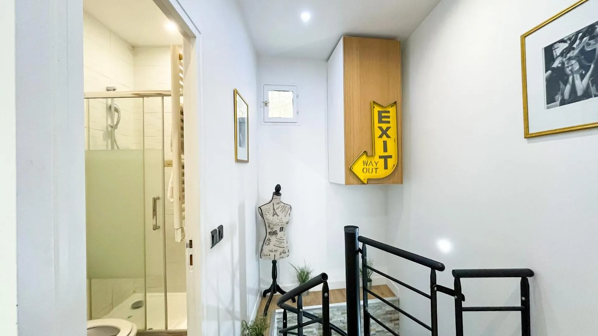 32 Atelier Fashion Parigi
